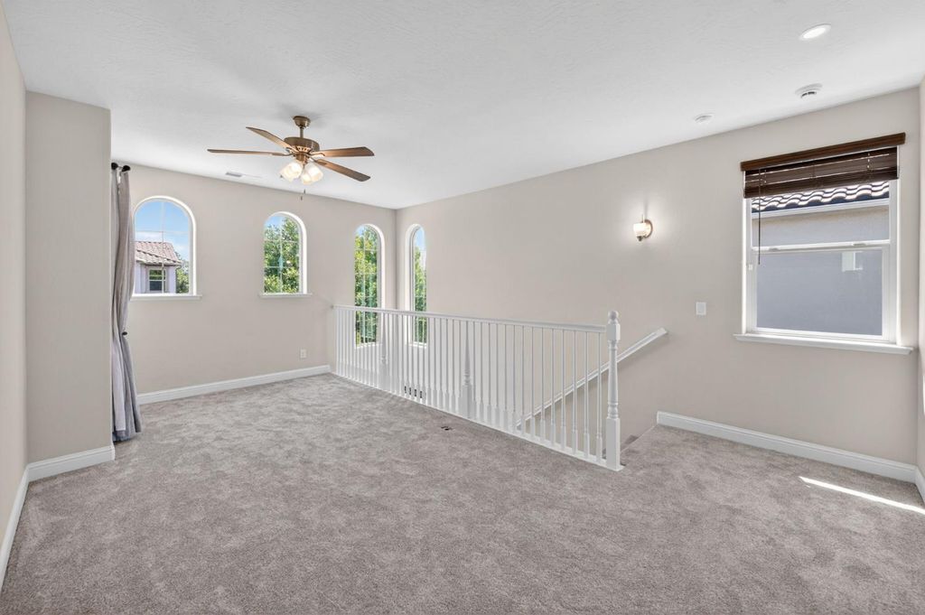 Image 17 of property listing at 1634 E Autumn Sage Avenue, Fresno, CA 93730