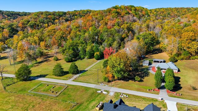 4300 Bull Run Rd, Ashland City, TN 37015