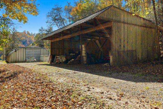 4300 Bull Run Rd, Ashland City, TN 37015