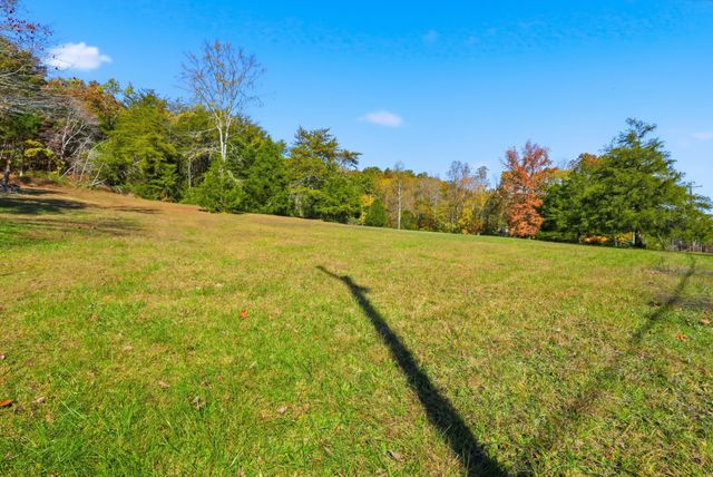 4300 Bull Run Rd, Ashland City, TN 37015