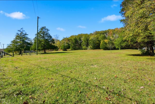 4300 Bull Run Rd, Ashland City, TN 37015