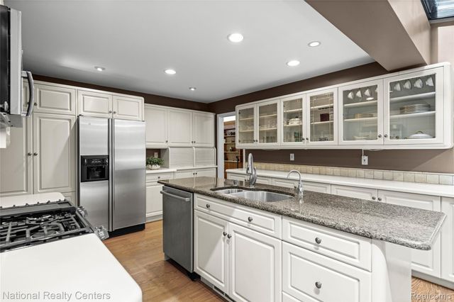20173 W Whipple Drive, Northville Township, MI 48167