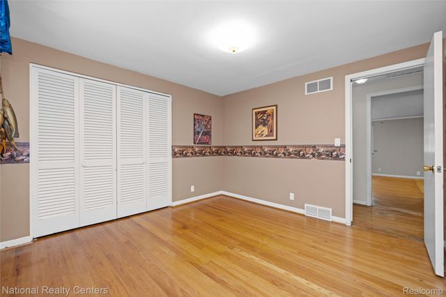 20173 W Whipple Drive, Northville Township, MI 48167