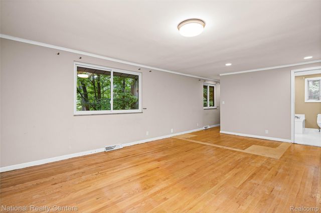 20173 W Whipple Drive, Northville Township, MI 48167