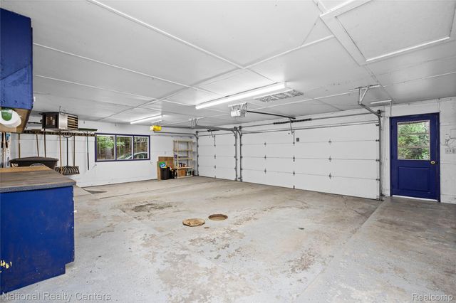 20173 W Whipple Drive, Northville Township, MI 48167