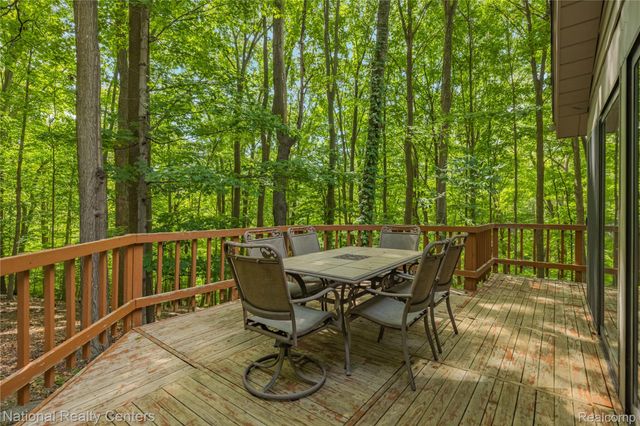 20173 W Whipple Drive, Northville Township, MI 48167