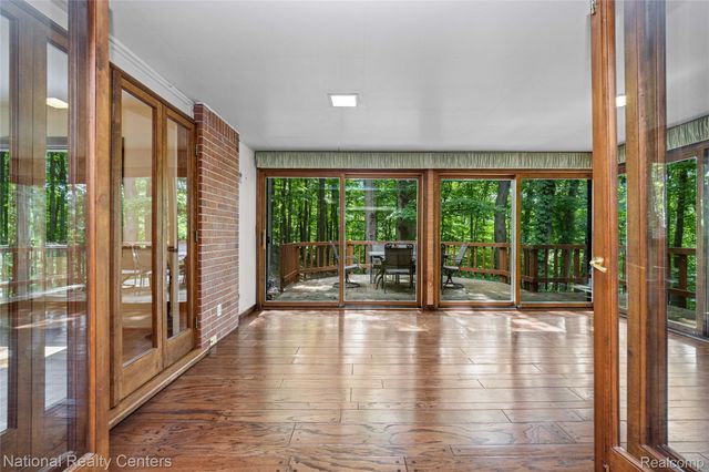 20173 W Whipple Drive, Northville Township, MI 48167