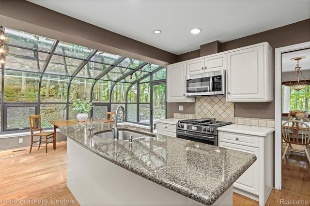 20173 W Whipple Drive, Northville Township, MI 48167