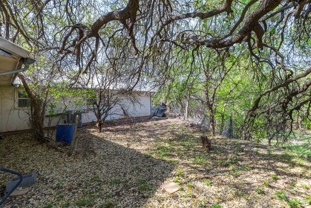 749 Cedar Street, Buffalo Gap, TX 79601