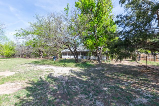 749 Cedar Street, Buffalo Gap, TX 79601