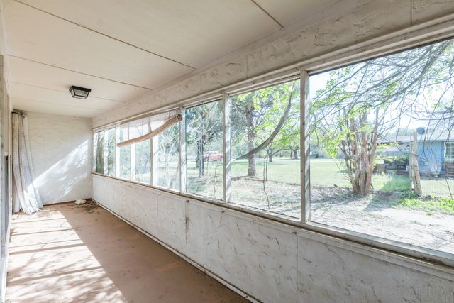 749 Cedar Street, Buffalo Gap, TX 79601