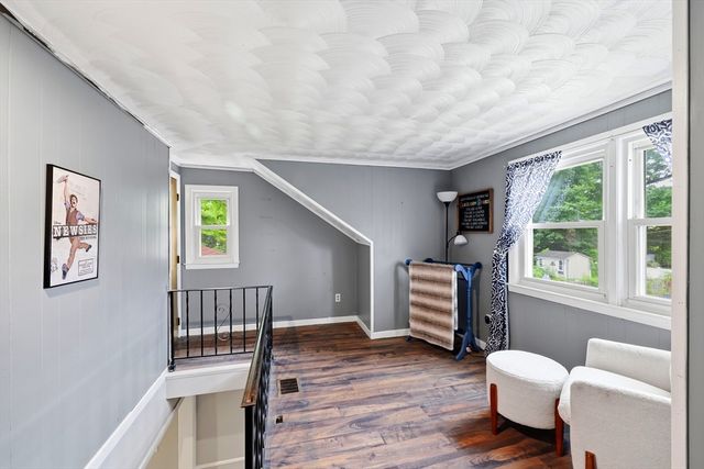 170 Brittany Rd, Springfield, MA 01151