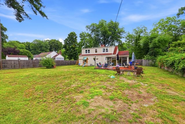 170 Brittany Rd, Springfield, MA 01151