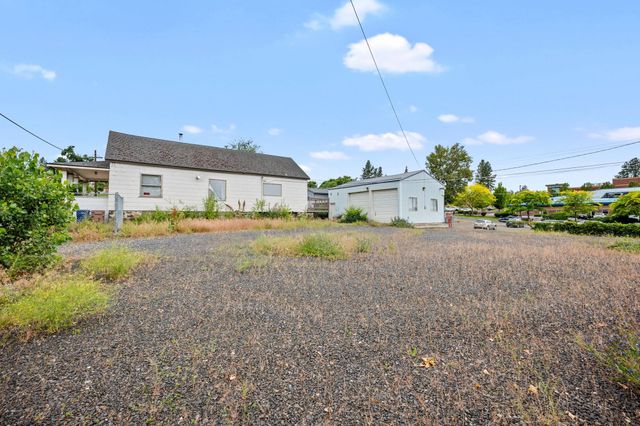 608 S Hatch St, Spokane, WA 99202