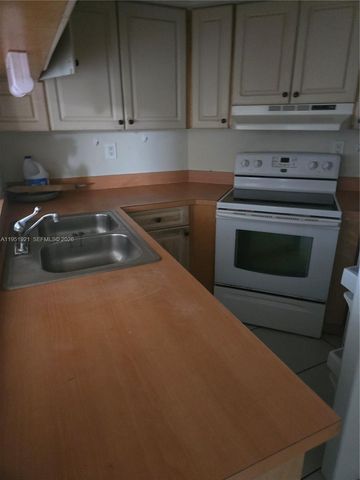 8205 SW 152nd Ave F-207, Miami, FL 33193