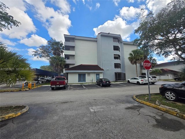 8205 SW 152nd Ave F-207, Miami, FL 33193