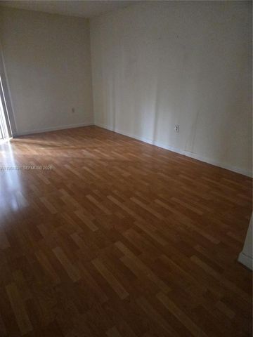 8205 SW 152nd Ave F-207, Miami, FL 33193