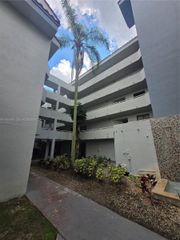 8205 SW 152nd Ave F-207, Miami, FL 33193
