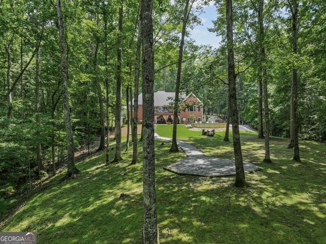 75 Waters Edge Lane, Newnan, GA 30263