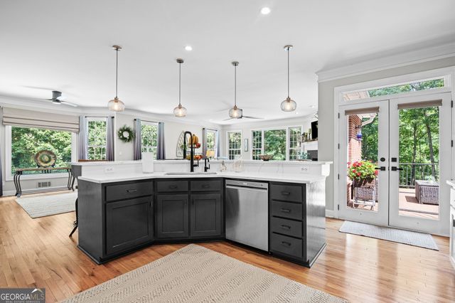 75 Waters Edge Lane, Newnan, GA 30263
