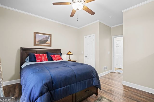 75 Waters Edge Lane, Newnan, GA 30263