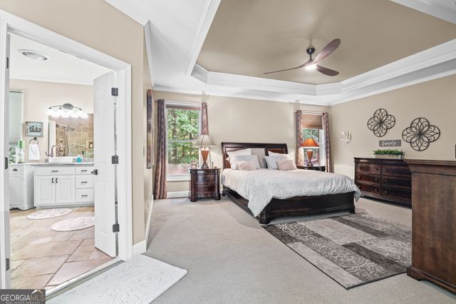 75 Waters Edge Lane, Newnan, GA 30263