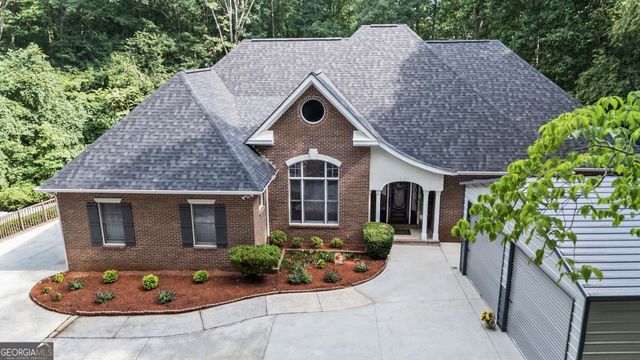 75 Waters Edge Lane, Newnan, GA 30263