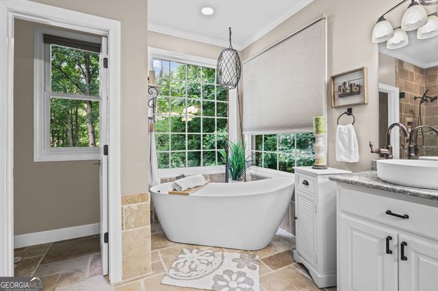 75 Waters Edge Lane, Newnan, GA 30263