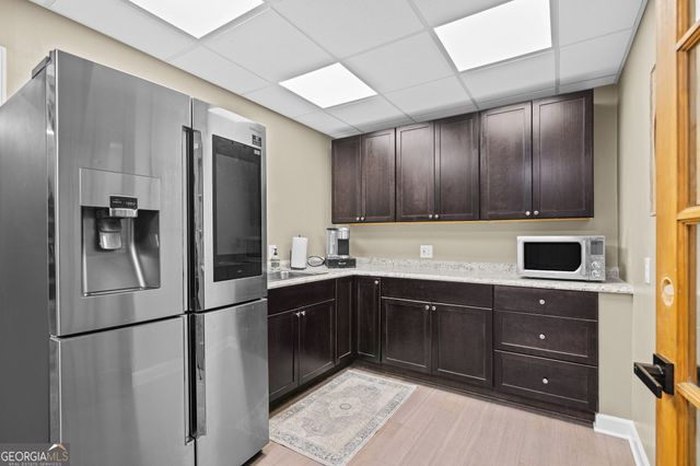 75 Waters Edge Lane, Newnan, GA 30263