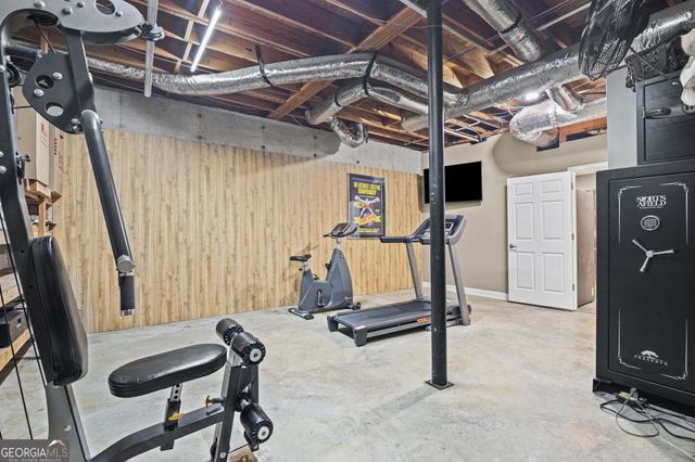 75 Waters Edge Lane, Newnan, GA 30263
