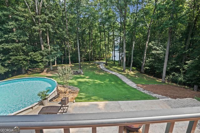 75 Waters Edge Lane, Newnan, GA 30263