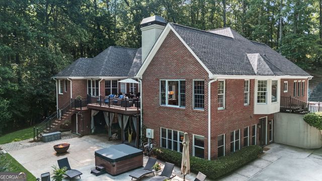 75 Waters Edge Lane, Newnan, GA 30263