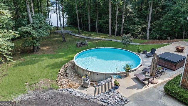 75 Waters Edge Lane, Newnan, GA 30263