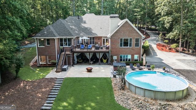 75 Waters Edge Lane, Newnan, GA 30263