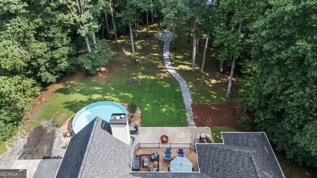 75 Waters Edge Lane, Newnan, GA 30263