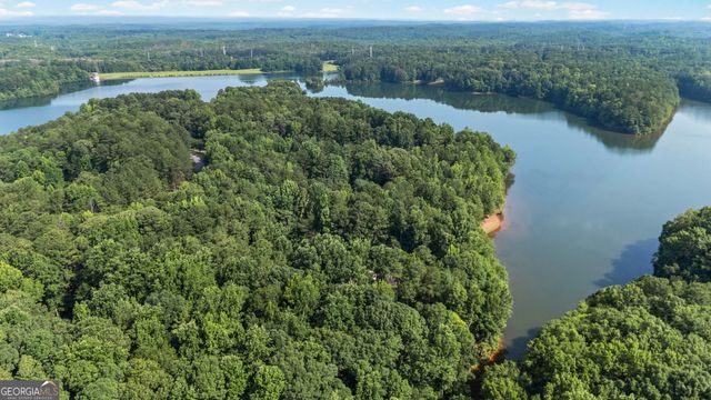 75 Waters Edge Lane, Newnan, GA 30263