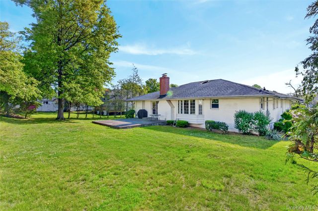 11 Hazelwood Drive, Jericho, NY 11753