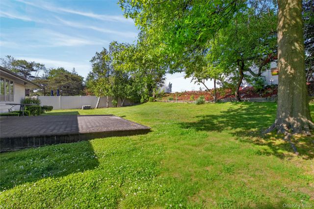 11 Hazelwood Drive, Jericho, NY 11753