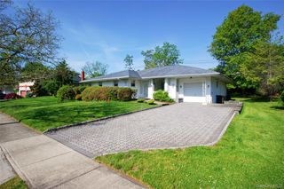 11 Hazelwood Drive, Jericho, NY 11753