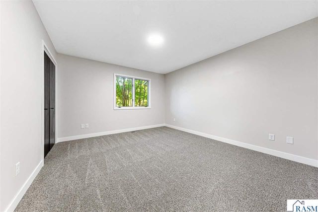1639 Pleasant View Drive, North Mankato, MN 56003