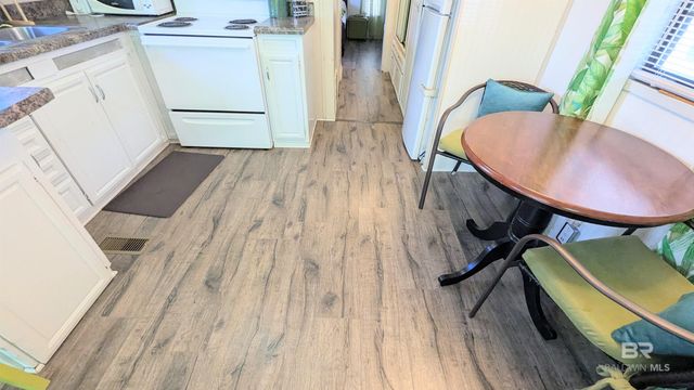 81 Horn Drive, Lillian, AL 36549