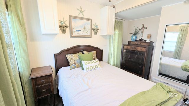 81 Horn Drive, Lillian, AL 36549