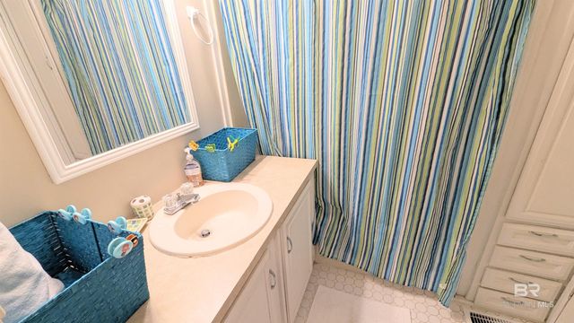 81 Horn Drive, Lillian, AL 36549