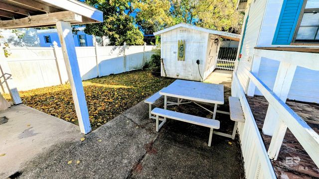 81 Horn Drive, Lillian, AL 36549