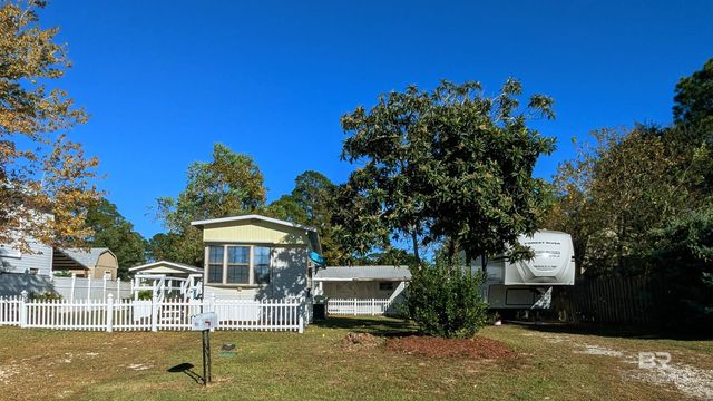 81 Horn Drive, Lillian, AL 36549