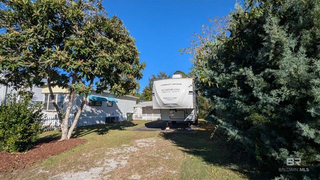 81 Horn Drive, Lillian, AL 36549