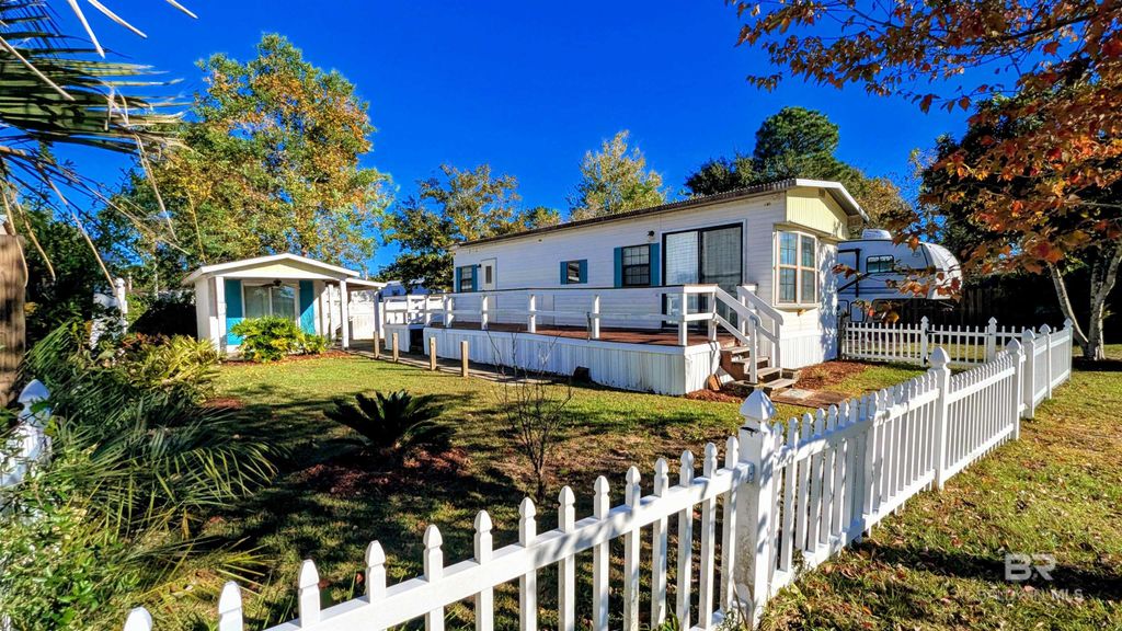 81 Horn Drive, Lillian, AL 36549