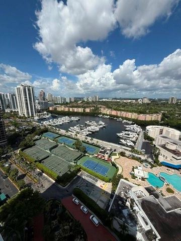 19707 Turnberry Way 24B, Aventura, FL 33180