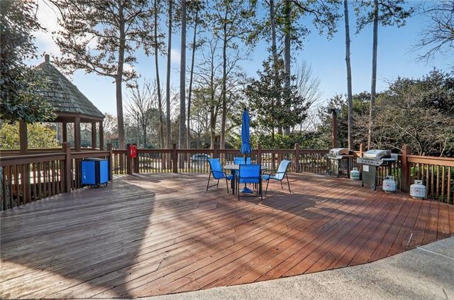 2830 Vinings Central SE Drive, Atlanta, GA 30339