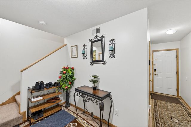 644 Dale Street N, Saint Paul, MN 55103